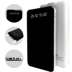 Powerbank 8800mAh 2xUSB con funzione torcia